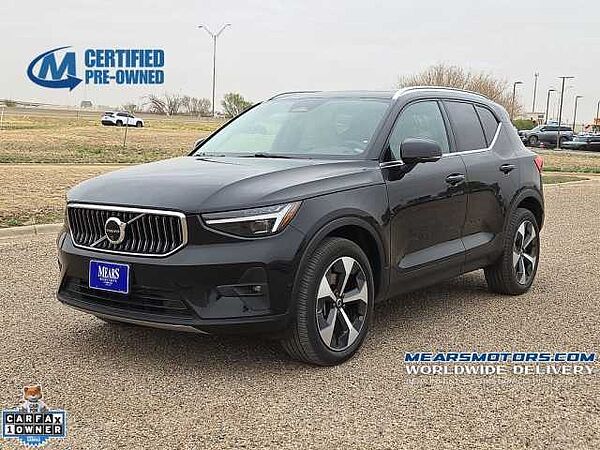Volvo  XC40 Plus, B5 AWD Gas (mild hybrid), Gasoline, Bright