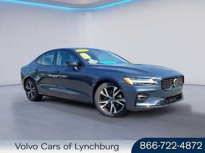 Volvo  S60 Core, B5 FWD Gas (mild hybrid), Gasoline, Dark
