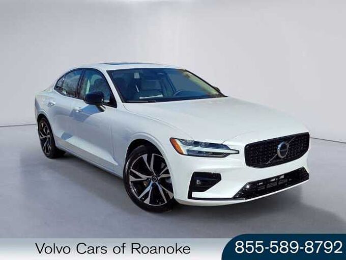 Volvo  S60 Core, B5 FWD Gas (mild hybrid), Gasoline, Dark