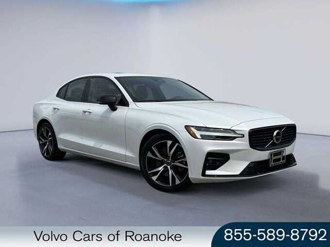 Volvo  S60 Core, B5 FWD Gas (mild hybrid), Gasoline, Dark