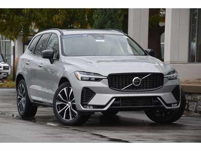 Volvo XC60 Plus, B5 AWD, Mild Hybrid, Dark
