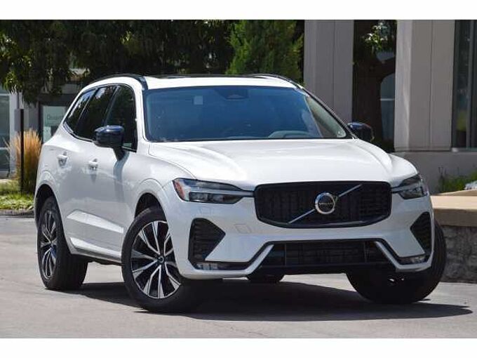 Volvo XC60 Core, B5 AWD Gas (mild hybrid), Gasoline, Dark